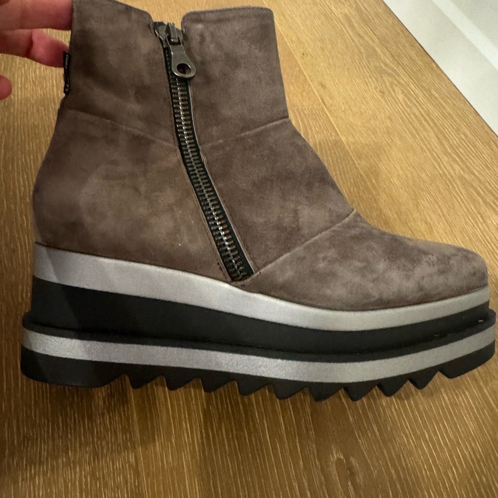 Brown Suede Platform Boot - image 2